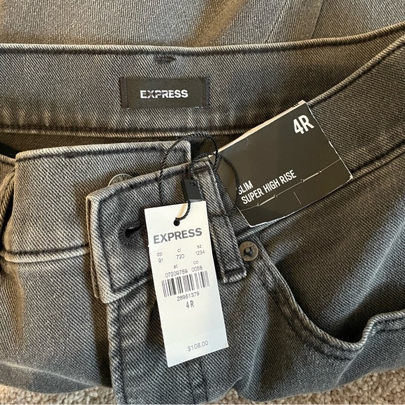 Express Super High Waisted Beaded Side Slim Jeans - Picture 9 of 9